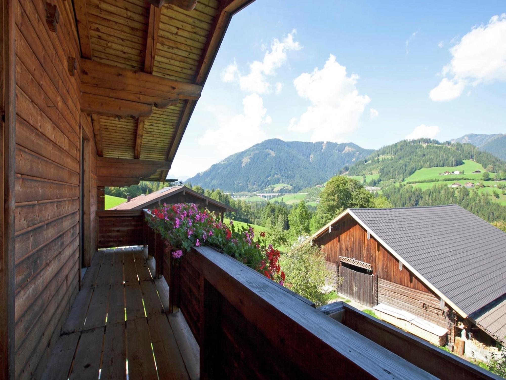 Charming Holiday Home In H Ttau With Barbecue Hüttau Eksteriør billede