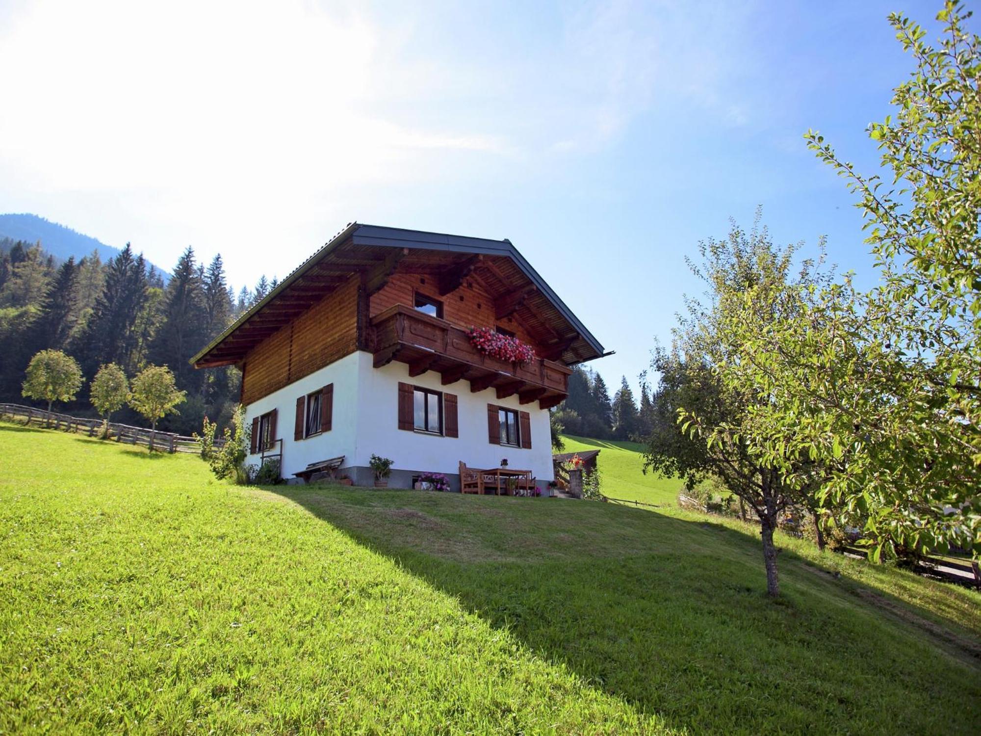 Charming Holiday Home In H Ttau With Barbecue Hüttau Eksteriør billede